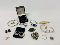 MIXED SILVER AND COSTUME JEWELLERY