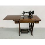 VINTAGE SINGER SEWING MACHINE TABLE WITH ORIGINAL SEWING MACHINE,