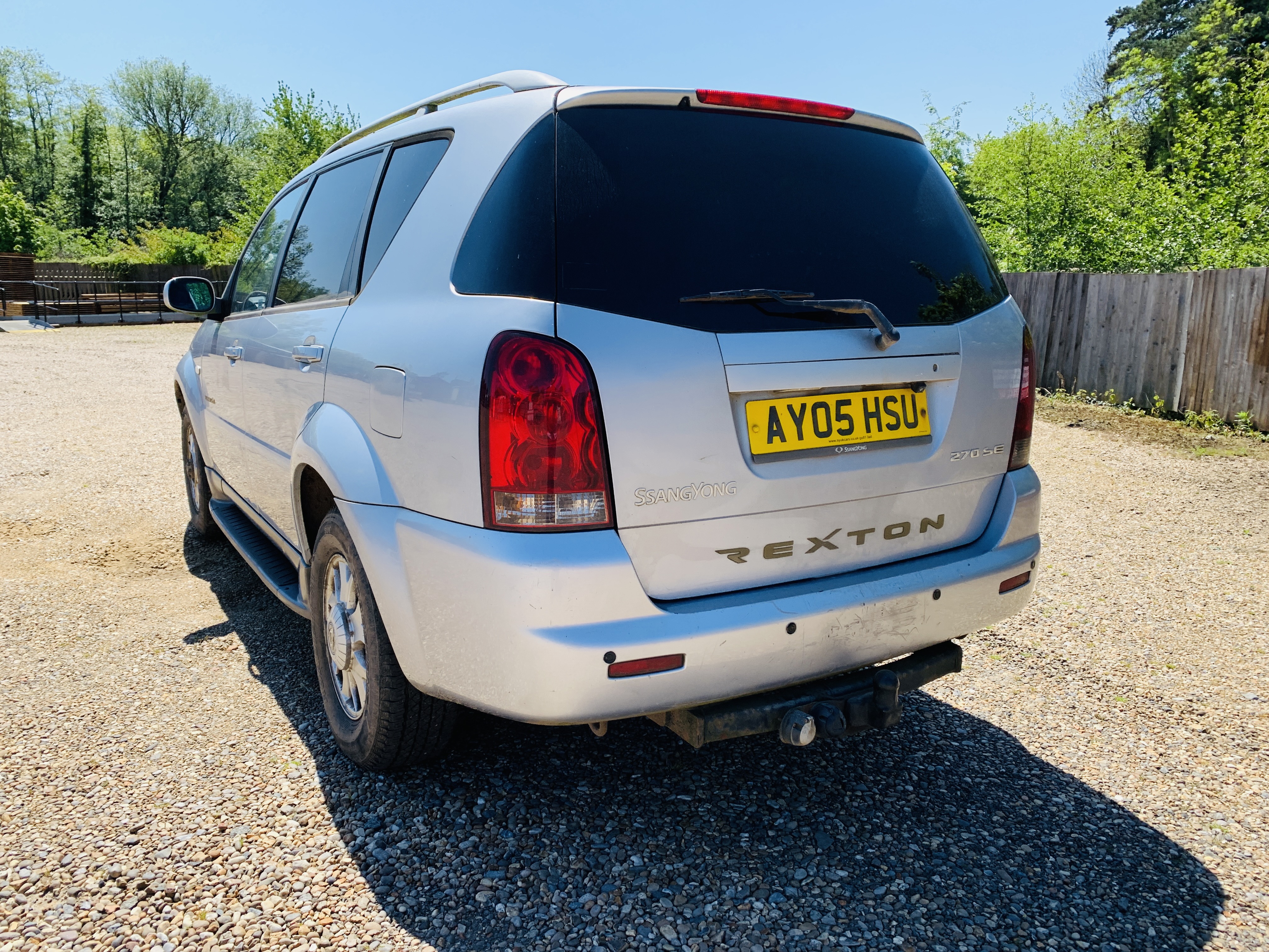 AY05 HSU SSANGYONG REXTON RX270 SE5 AUTO. 2696CC DIESEL. FIRST REGISTERED 22/07/2005. - Image 8 of 12