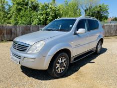 AY05 HSU SSANGYONG REXTON RX270 SE5 AUTO. 2696CC DIESEL. FIRST REGISTERED 22/07/2005.