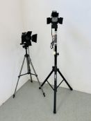 A MILANO MINI FRESNEL STAGE SPOT LIGHT ON TRIPOD STAND ALONG WITH REFLECTA 5002 FOTO-FILM-VIDEO