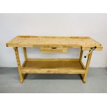 A BLOCK BEECH WOOD CARPENTRY BENCH WITH VICE 1.