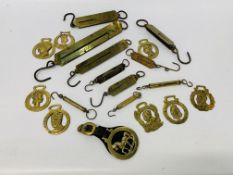 COLLECTION OF VINTAGE HORSE BRASSES AND VINTAGE BRASS SCALES