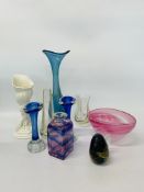 COLLECTION OF ART GLASS TO INCLUDE VASES, PINK BOWL,