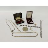 COLLECTION OF SILVER JEWELLERY TO INCLUDE CUFF LINK AND TIE PIN SET,