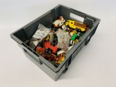 BOX OF ASSORTED COMMERCIAL DIE-CAST MODEL VEHICLES TO INCLUDE MATCHBOX, SUPER KINGS ETC.