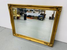 LARGE GILT FRAMED MIRROR WITH BEVELLED GLASS H 90CM X W 116CM