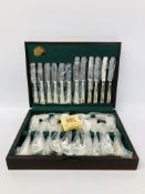 A WARRISS OF SHEFFIELD KINGS PATTERN CUTLERY IN PRESENTATION BOX