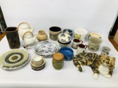 COLLECTION OF STUDIO POTTERY TO INCLUDE PLATES, POTS & VASES,