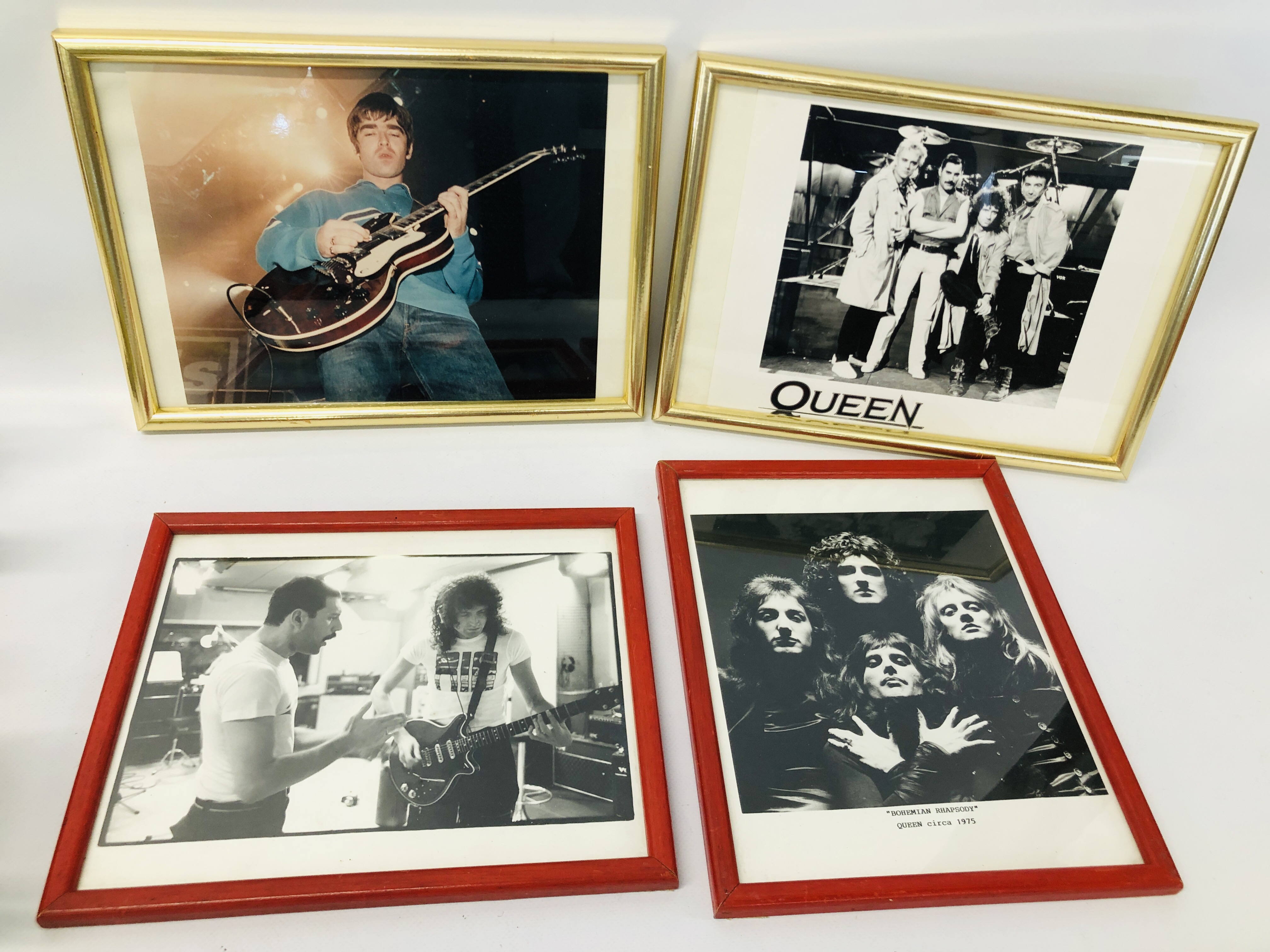 COLLECTION OF MUSIC MEMORABILIA TO INCLUDE 3 X QUEEN PICTURES, LIAM GALLAGHER PHOTO, - Image 2 of 6