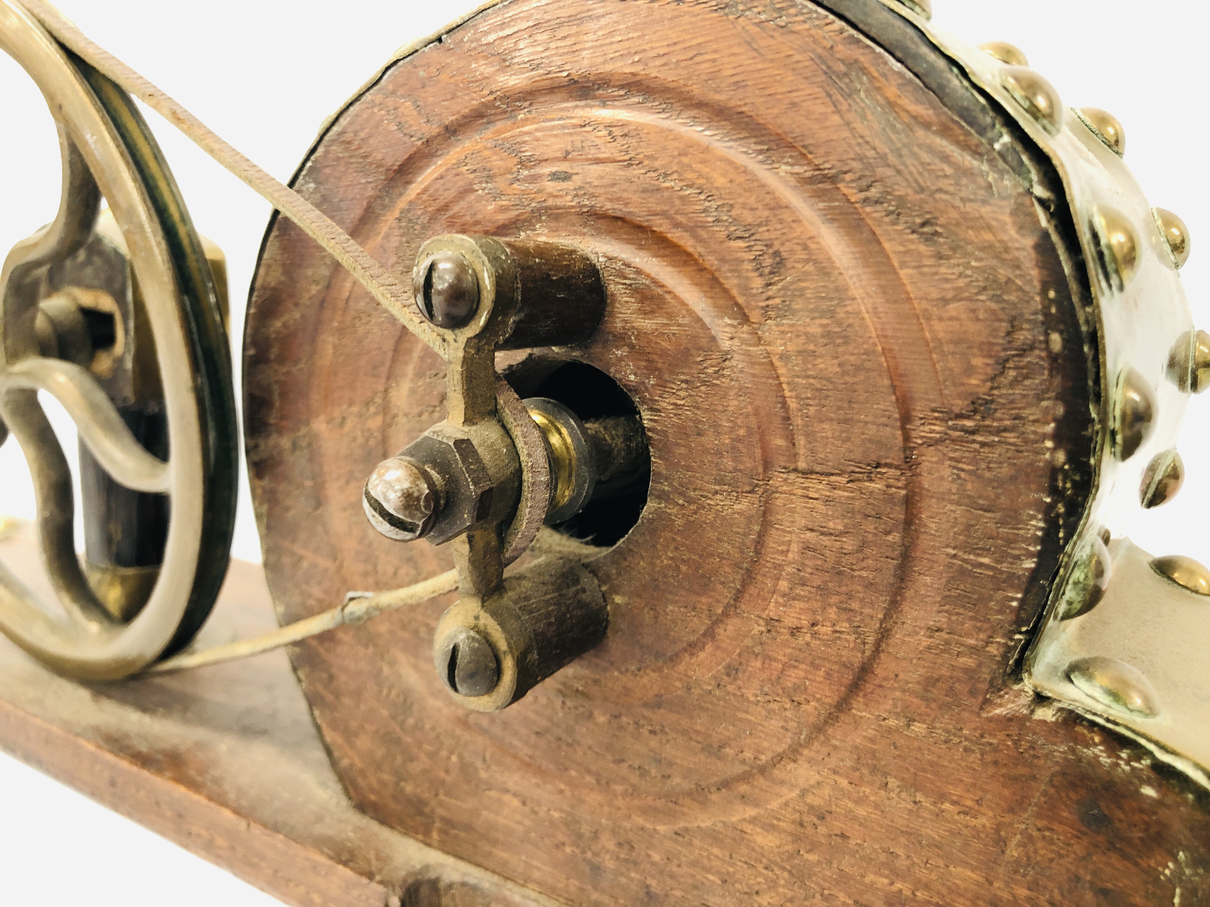 C19 WOODEN AND BRASS MECHANICAL PEAT BELLOWS - Image 8 of 9