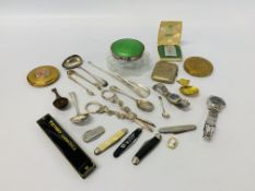 BOX OF MISCELLANEOUS TO INCLUDE SILVER SHOE HORN, LADIES COMPACTS,