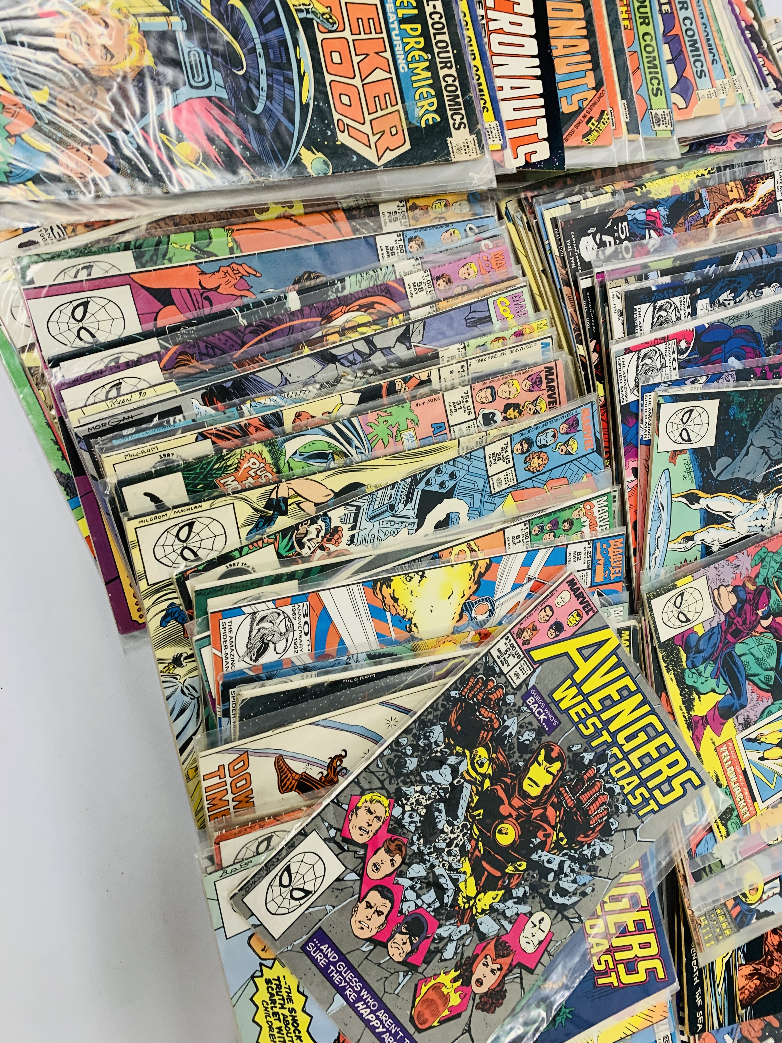 EXTENSIVE COLLECTION OF MARVEL COMICS TO INCLUDE SILVER SURFER, AVENGERS, BOM, - Image 2 of 11