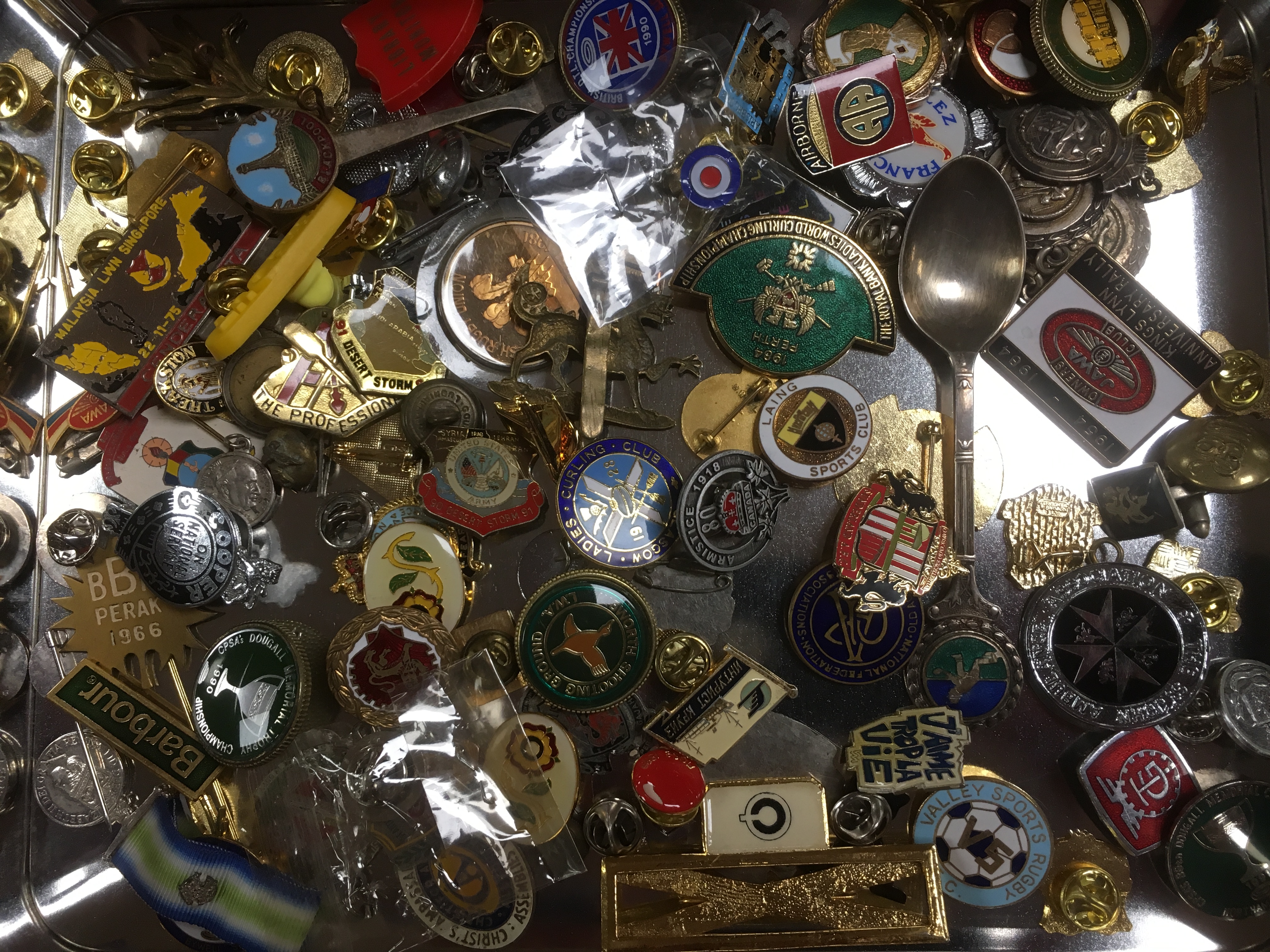 TIN OF MIXED ENAMEL AND OTHER BADGES, MILITARY, SPORTING ETC. - Image 2 of 3