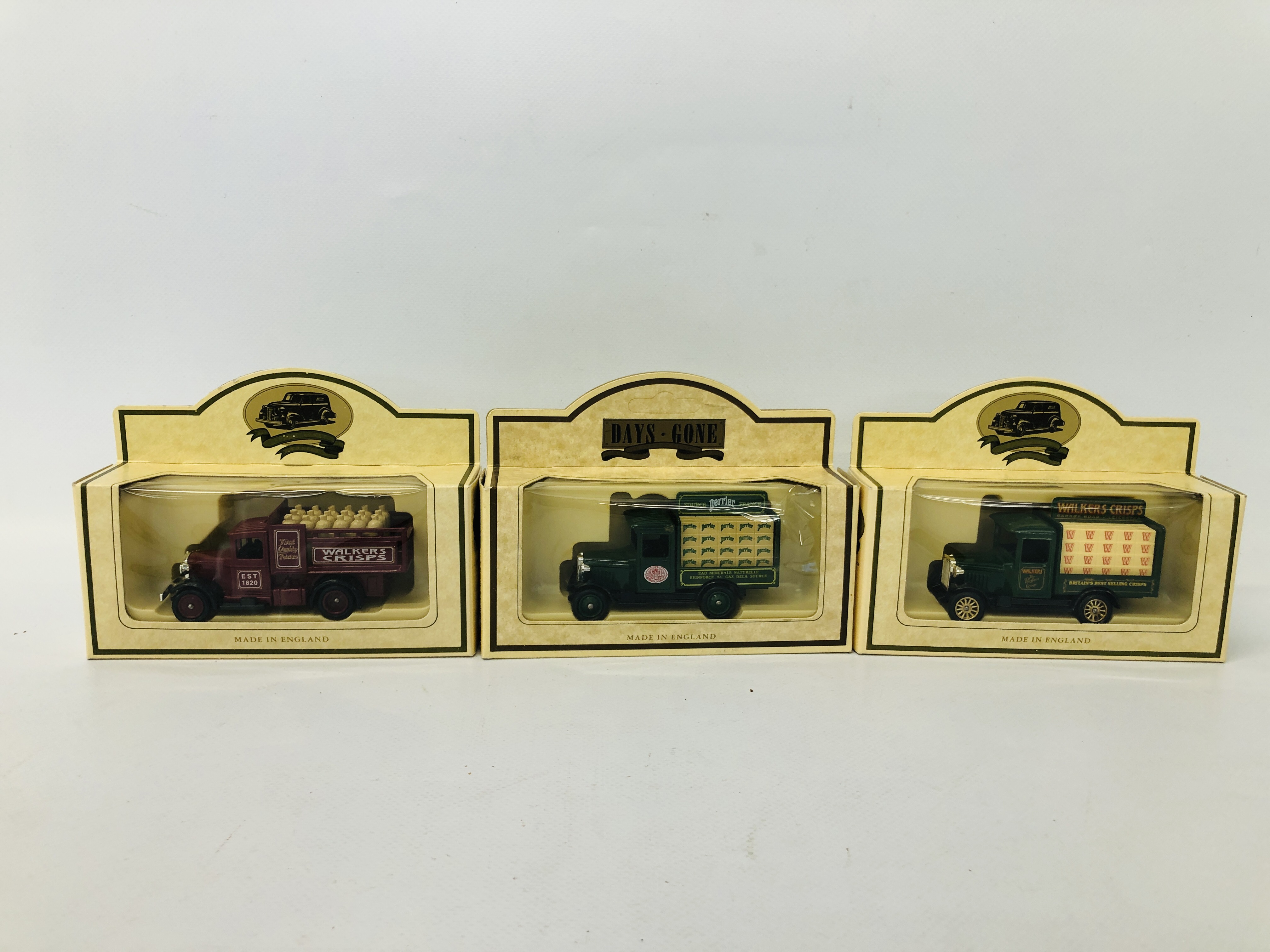 COLLECTION OF DAYS GONE COLLECTORS DIE-CAST MODEL VEHICLES IN ORIGINAL BOXES - Image 7 of 10