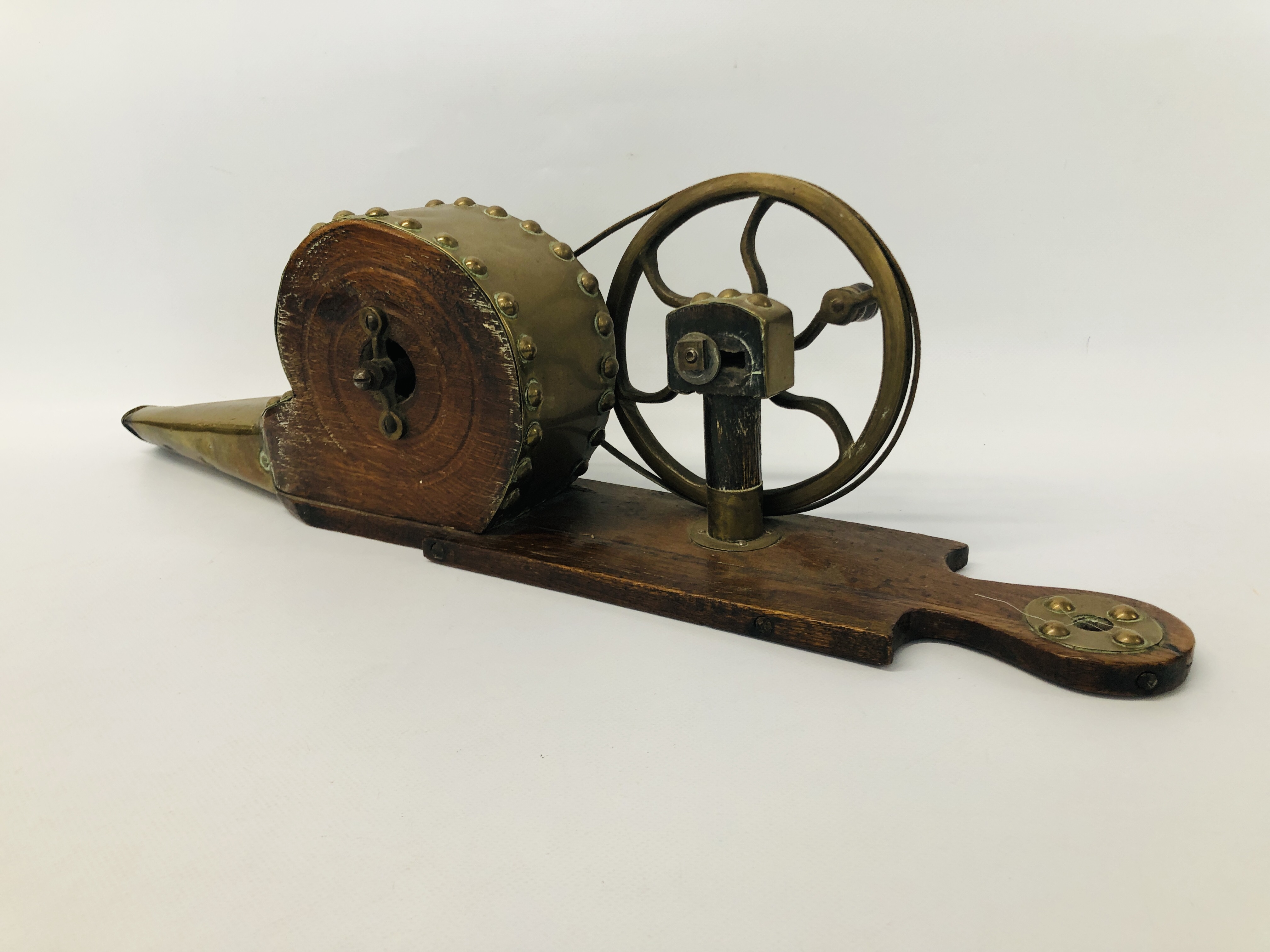 C19 WOODEN AND BRASS MECHANICAL PEAT BELLOWS - Image 5 of 9