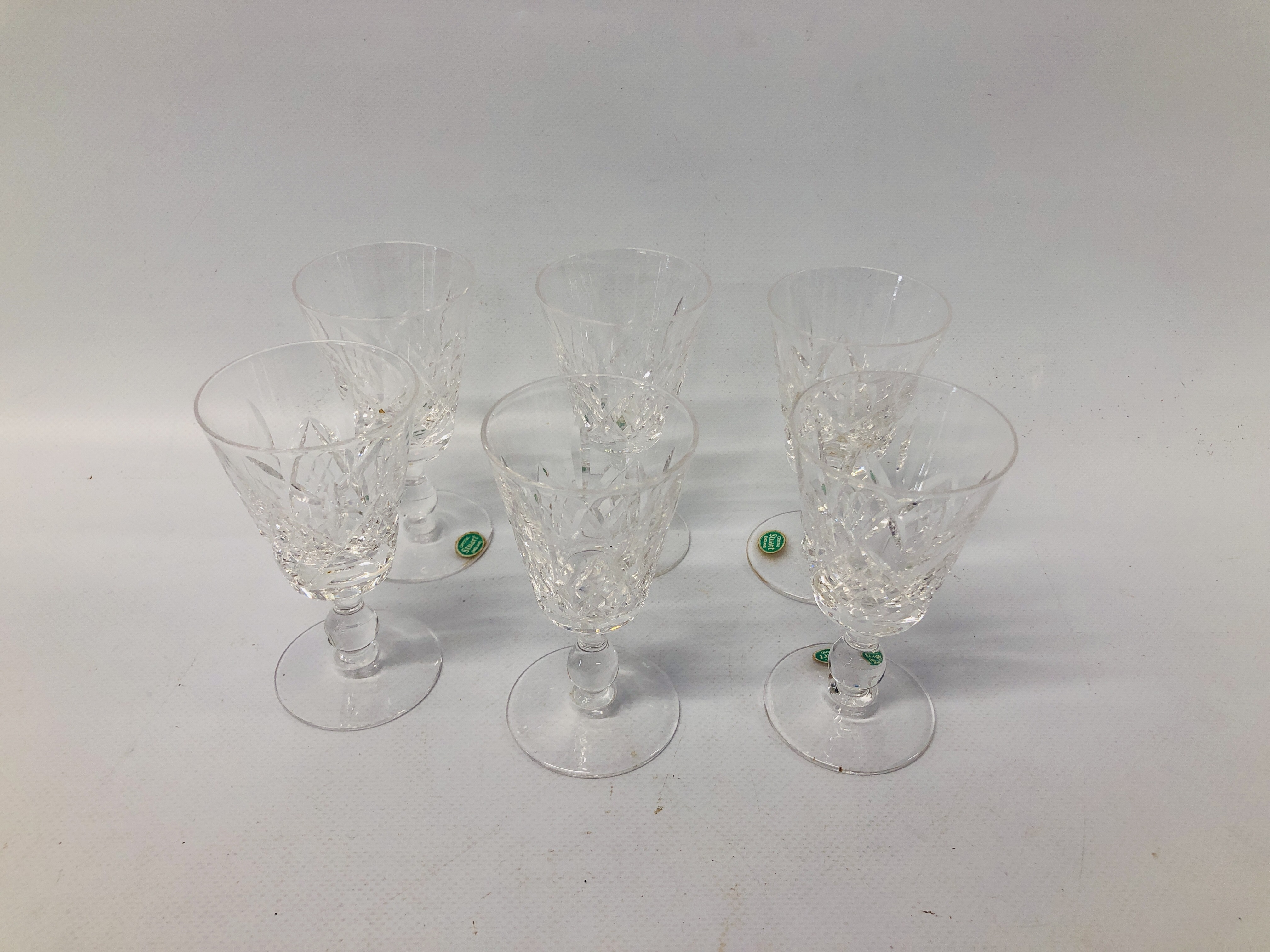 COLLECTION OF GOOD QUALITY CUT GLASS CRYSTAL DRINKING VESSELS ALONG WITH A SET OF 4 HAND PAINTED - Image 10 of 11