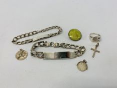 SMALL CASE OF MIXED SILVER JEWELLERY