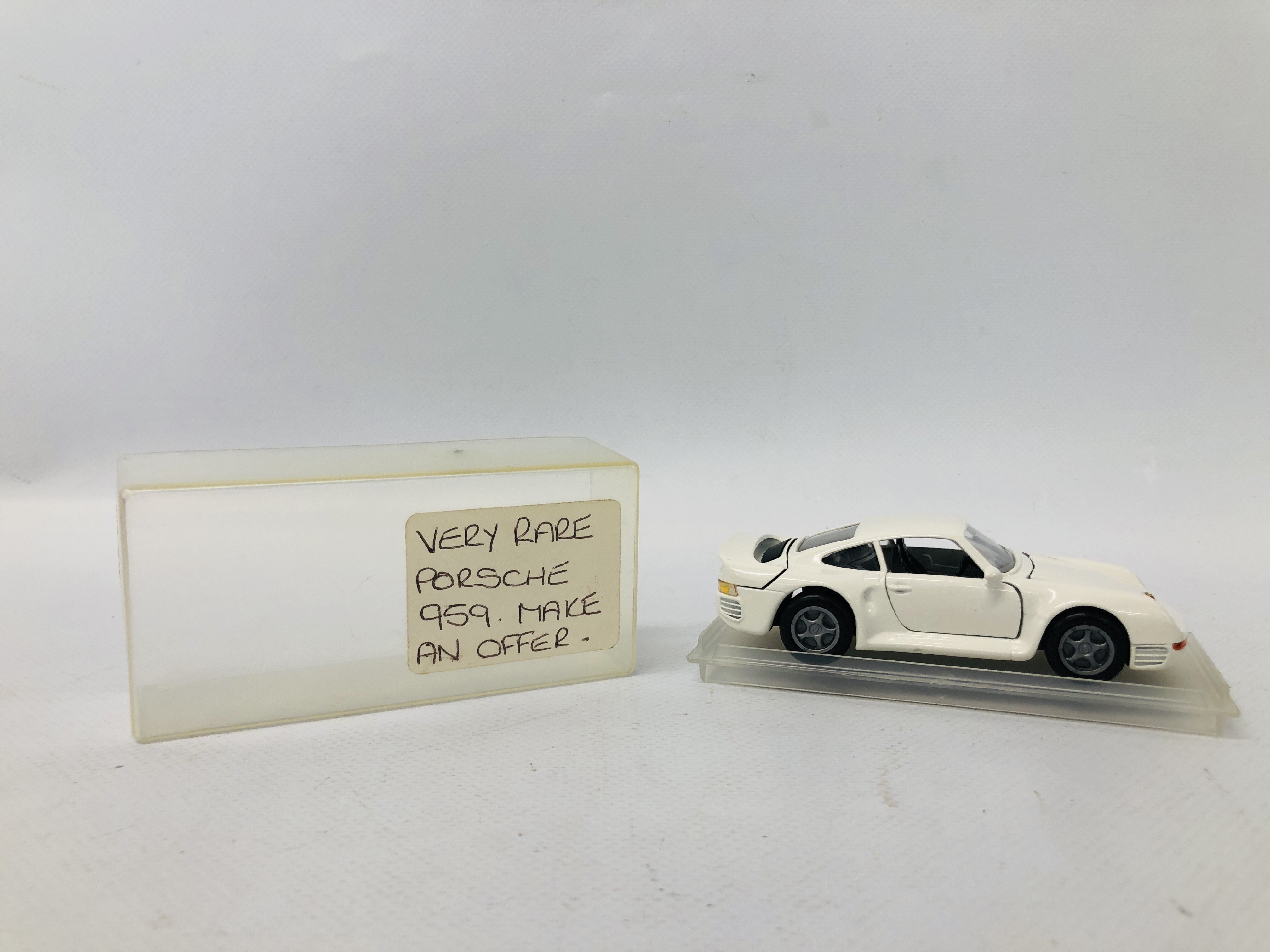 MAJORETTE 4201 DIE-CAST PORSCHE 944 TURBO (BOXED), - Image 9 of 10