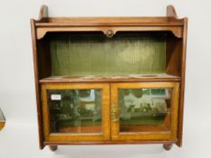 AN OAK AND MAHOGANY BRACKET SHELF WITH GLAZED DOORS W 59CM, H 71CM,