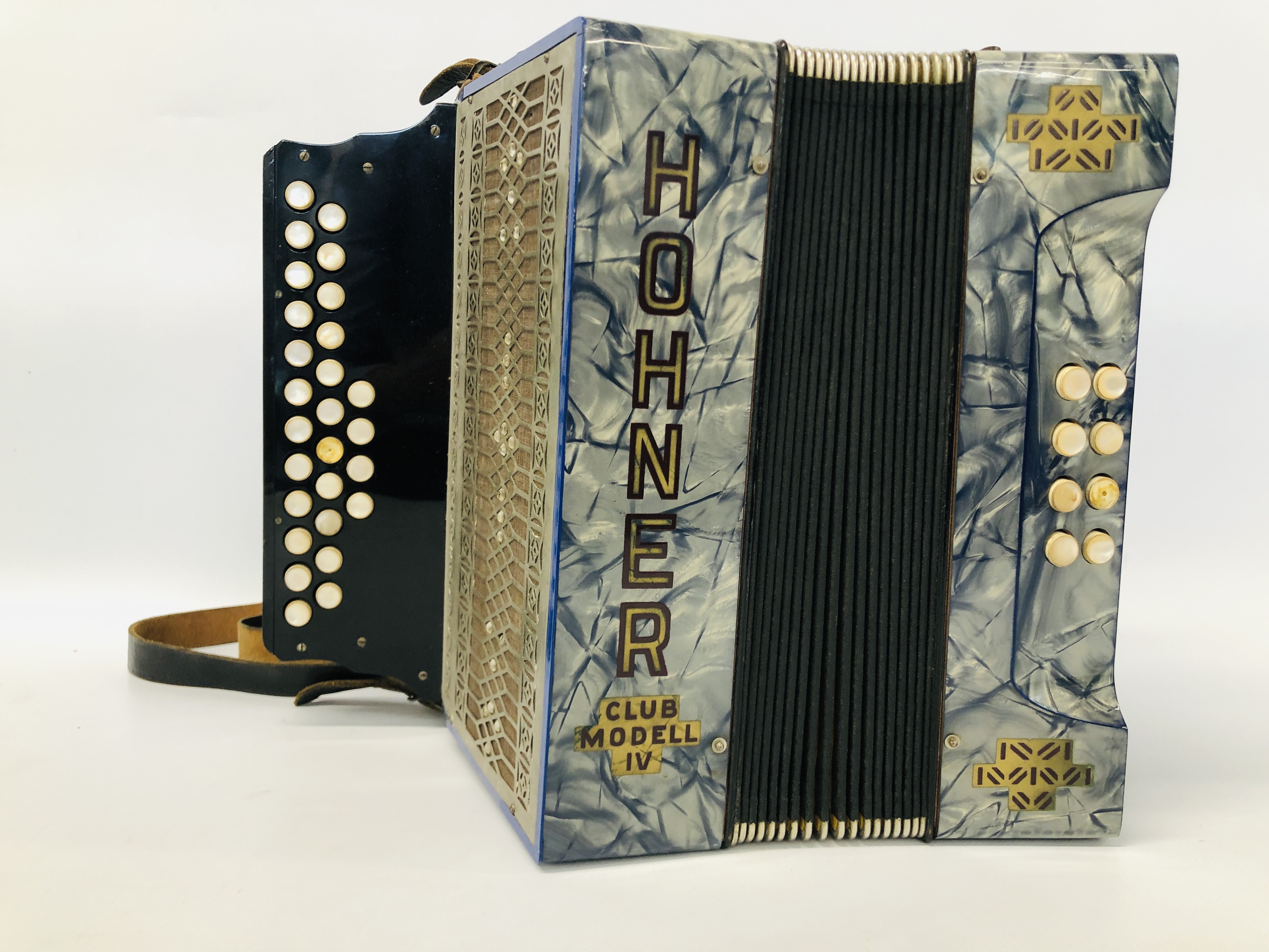 VINTAGE HOHNER CLUB MODELL IV ACCORDION - SOLD AS SEEN