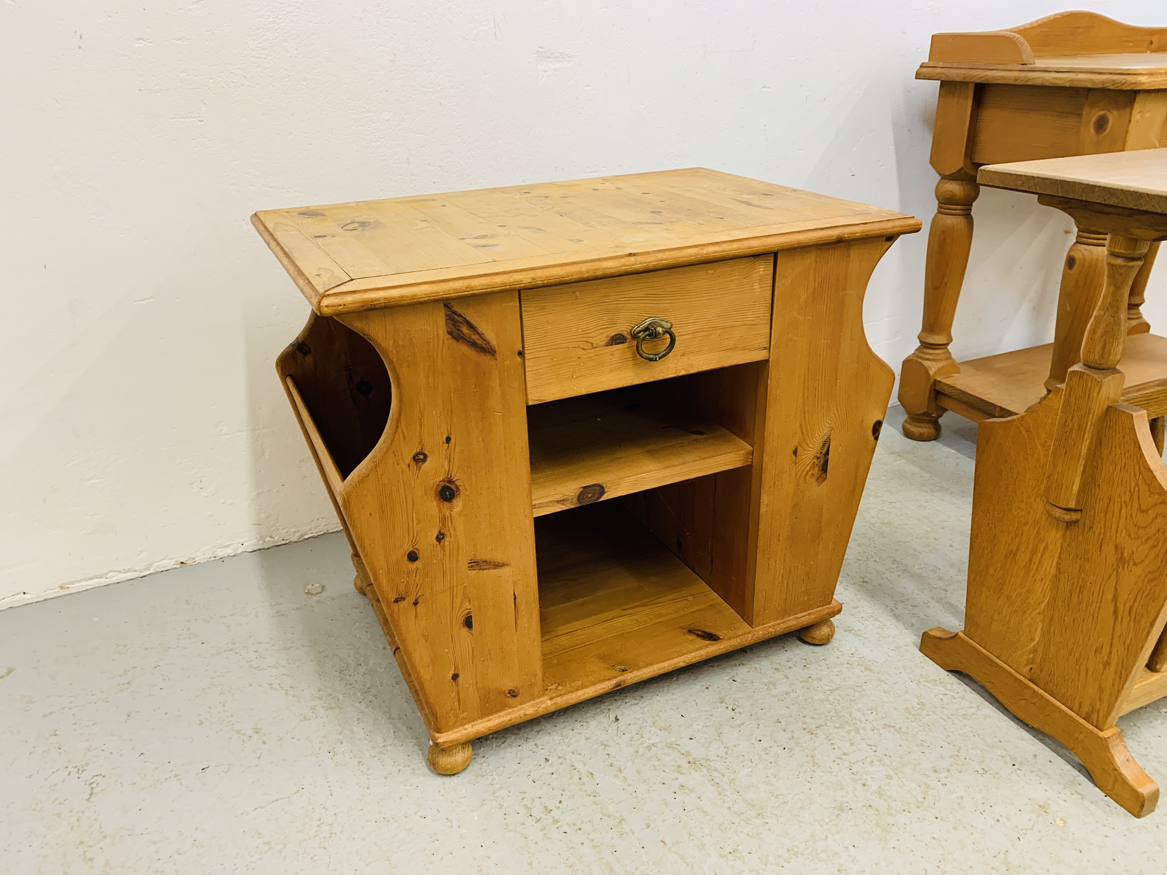 SMALL SOLID WAXED PINE SINGLE DRAWER BEDSIDE STAND, - Image 2 of 5