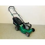 A GARDEN LINE SELF PROPELLED GARDEN LAWN MOWER WITH GRASS BOX FITTED WITH BRIGGS AND STRATTON 575