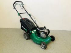 A GARDEN LINE SELF PROPELLED GARDEN LAWN MOWER WITH GRASS BOX FITTED WITH BRIGGS AND STRATTON 575