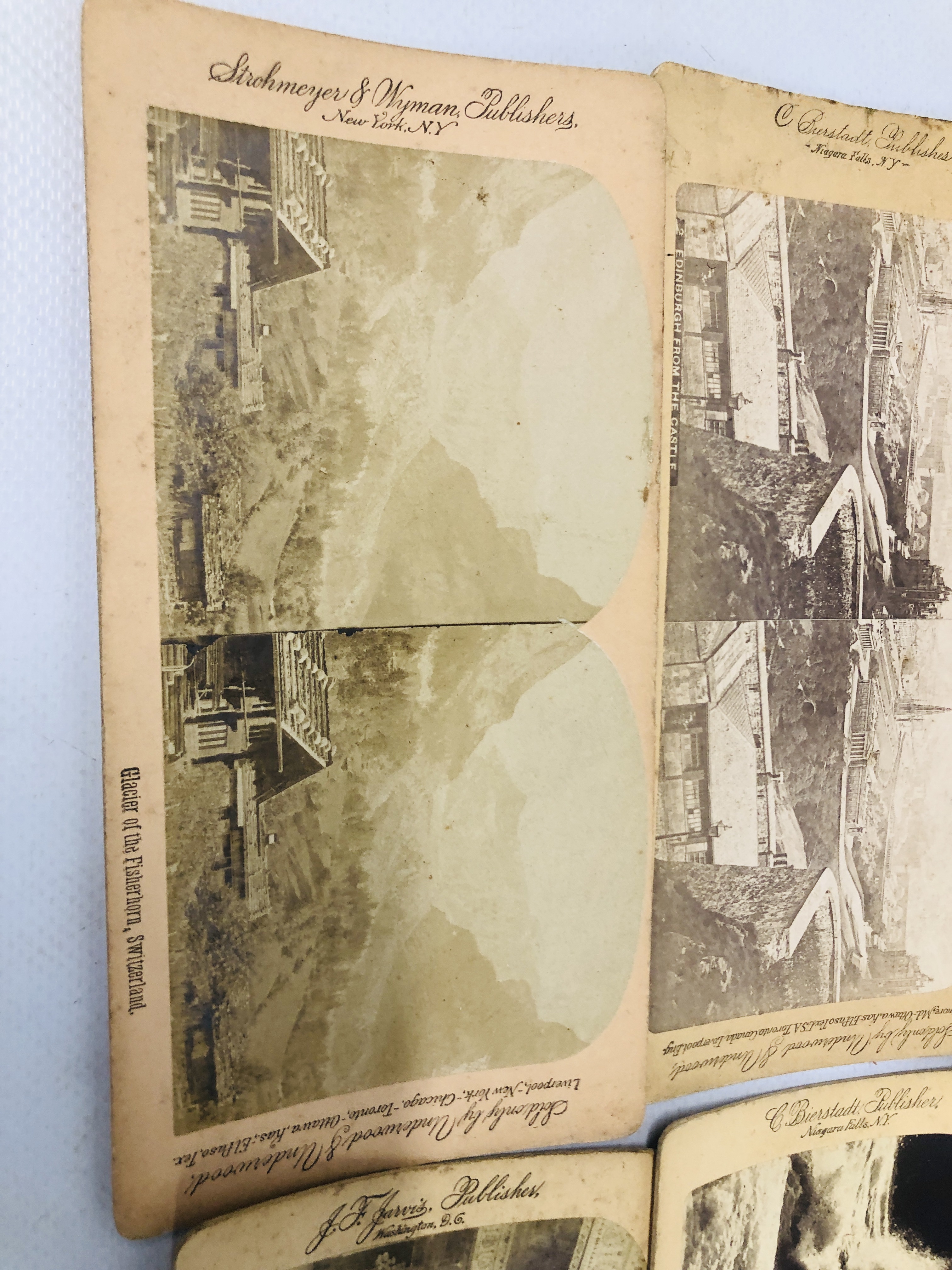 BOX OF ASSORTED COLLECTABLE'S TO INCLUDE VINTAGE WATERING BRASS CAN, SLIDE VIEW, - Image 19 of 25