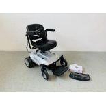 A MOBILITY PLUS QUICK-SPLIT POWER WHEELCHAIR COMPLETE WITH INSTRUCTIONS,