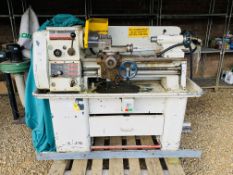 A COLCHESTER BANTAM METAL LATHE - IMPORTANT NOTE: DUE TO THE WEIGHT WE CANNOT PROVIDE EQUIPMENT OR