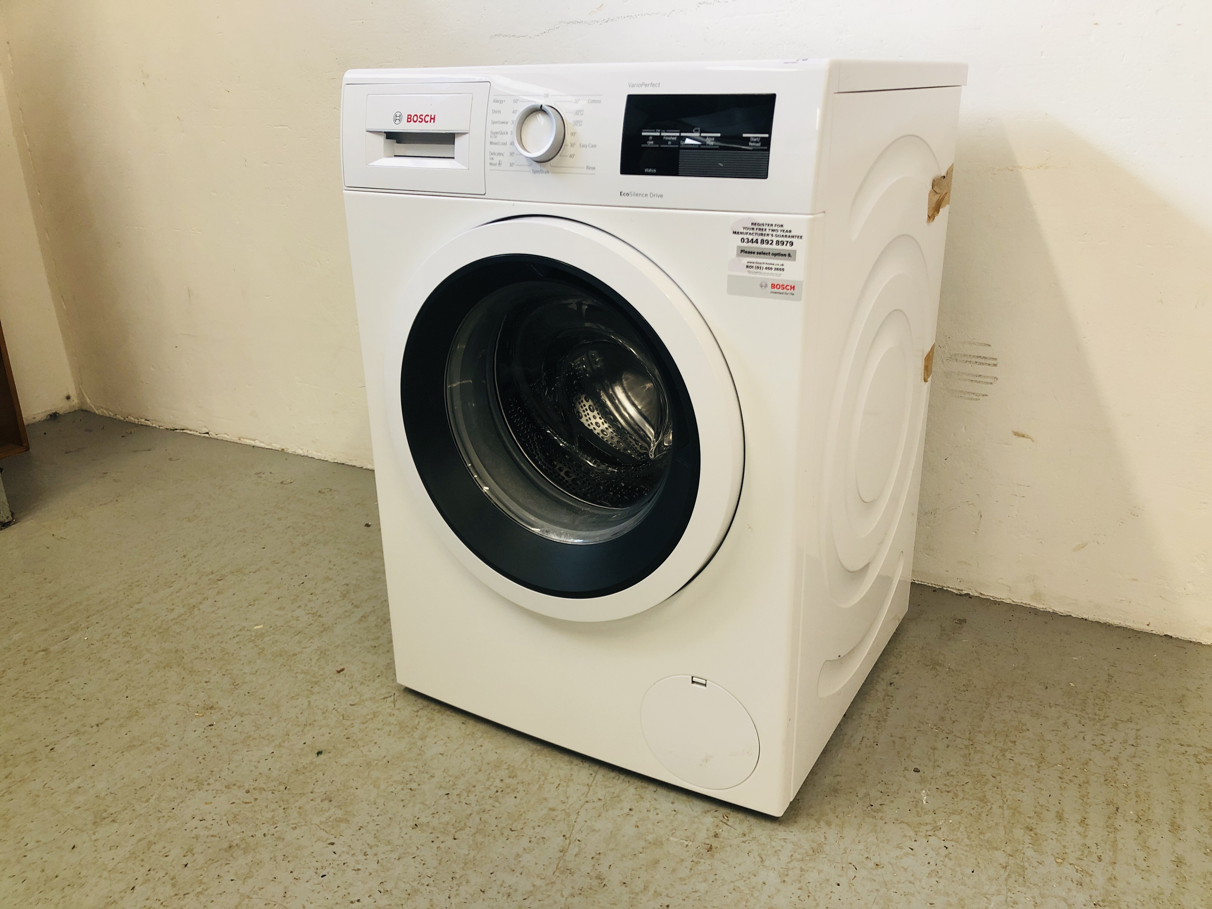 BOSCH VARIO PERFECT ECOSILENCE DRIVE WASHING MACHINE - SOLD AS SEEN - Image 2 of 6