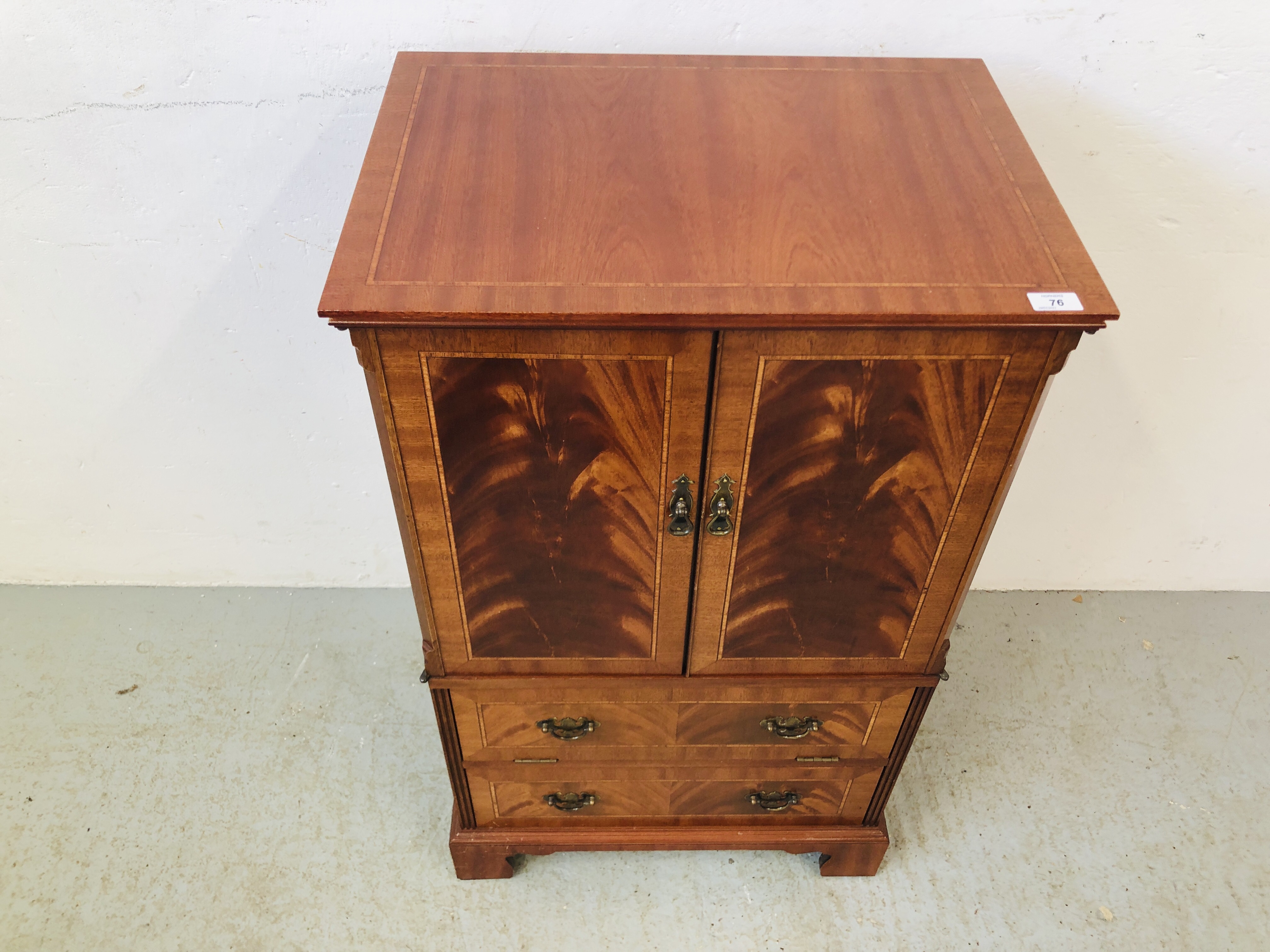 REPRODUCTION FLAME MAHOGANY CABINET W 60CM, D 43CM, - Image 2 of 7