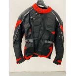 A GENTS "ACE LEATHER" CORDURA REISSA BIKERS JACKET SIZE XL,