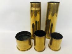 5 X VINTAGE BRASS TRENCH ART SHELLS OF VARIOUS SIZES