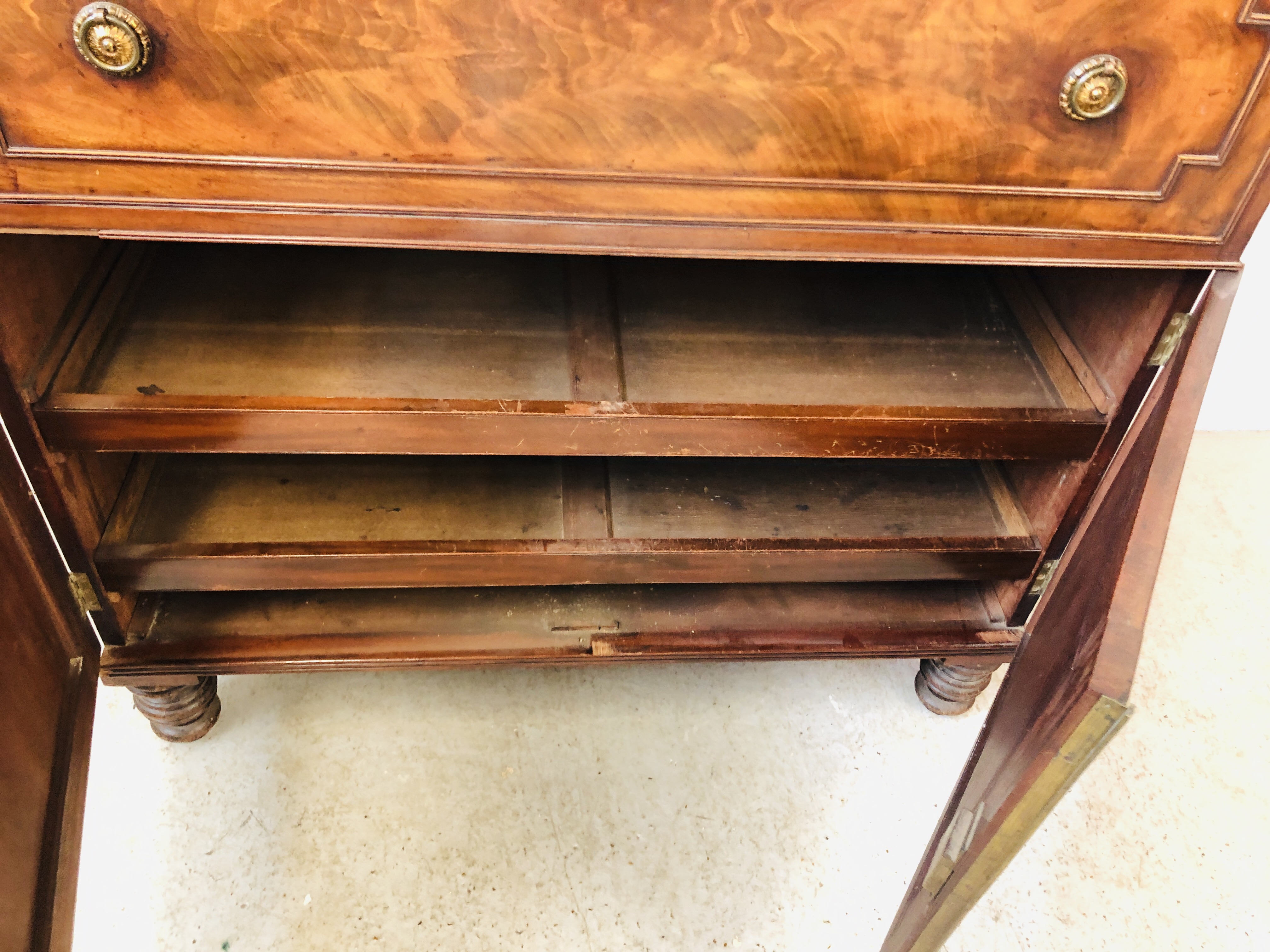 GEORGIAN MAHOGANY SECRETIAIRE BOOK CASE W 107CM, D 53CM, - Image 15 of 15