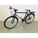 A GENTS DIAMOND BACK SORRENTO 21 SPEED BICYCLE