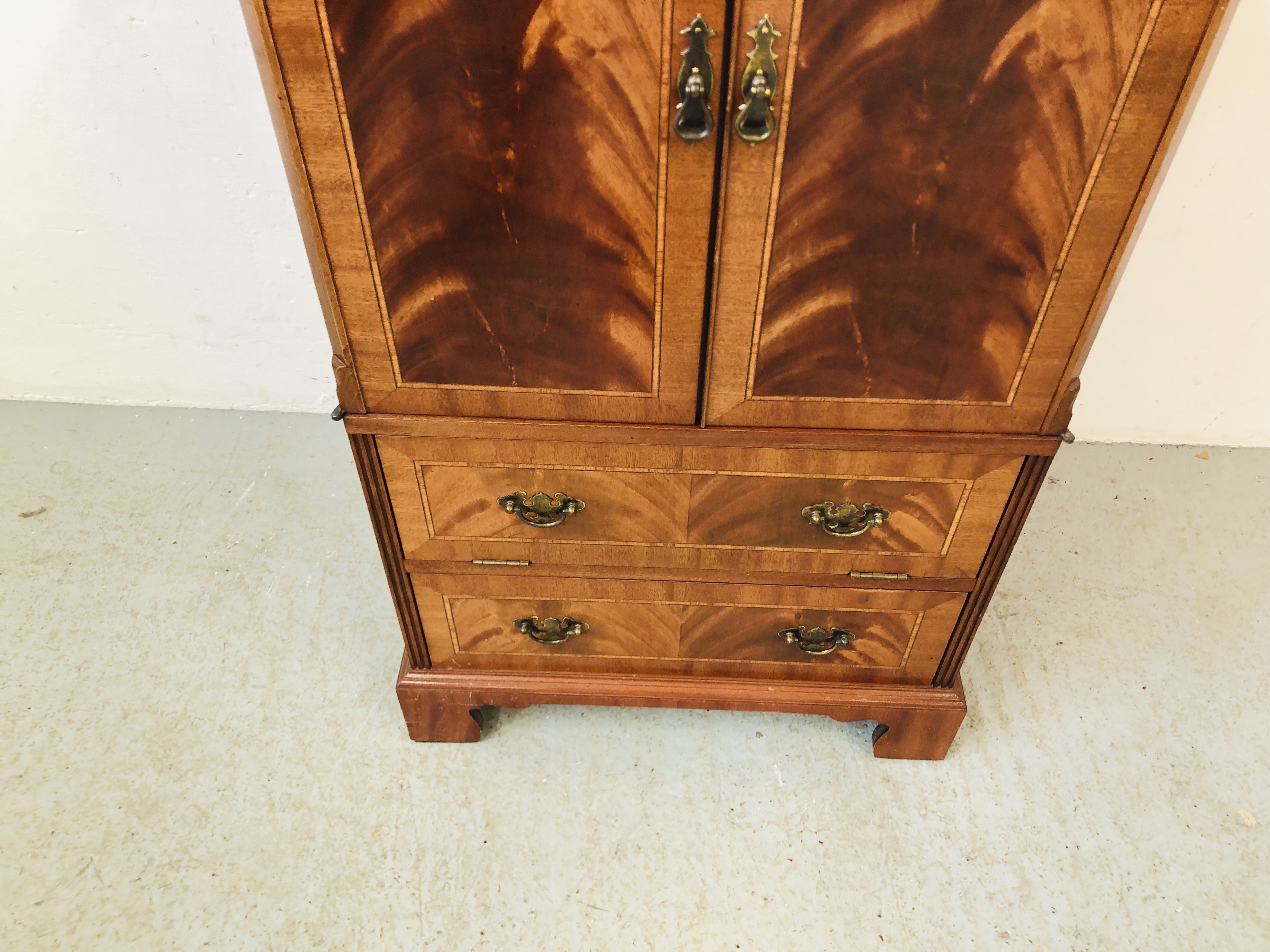 REPRODUCTION FLAME MAHOGANY CABINET W 60CM, D 43CM, - Image 3 of 7