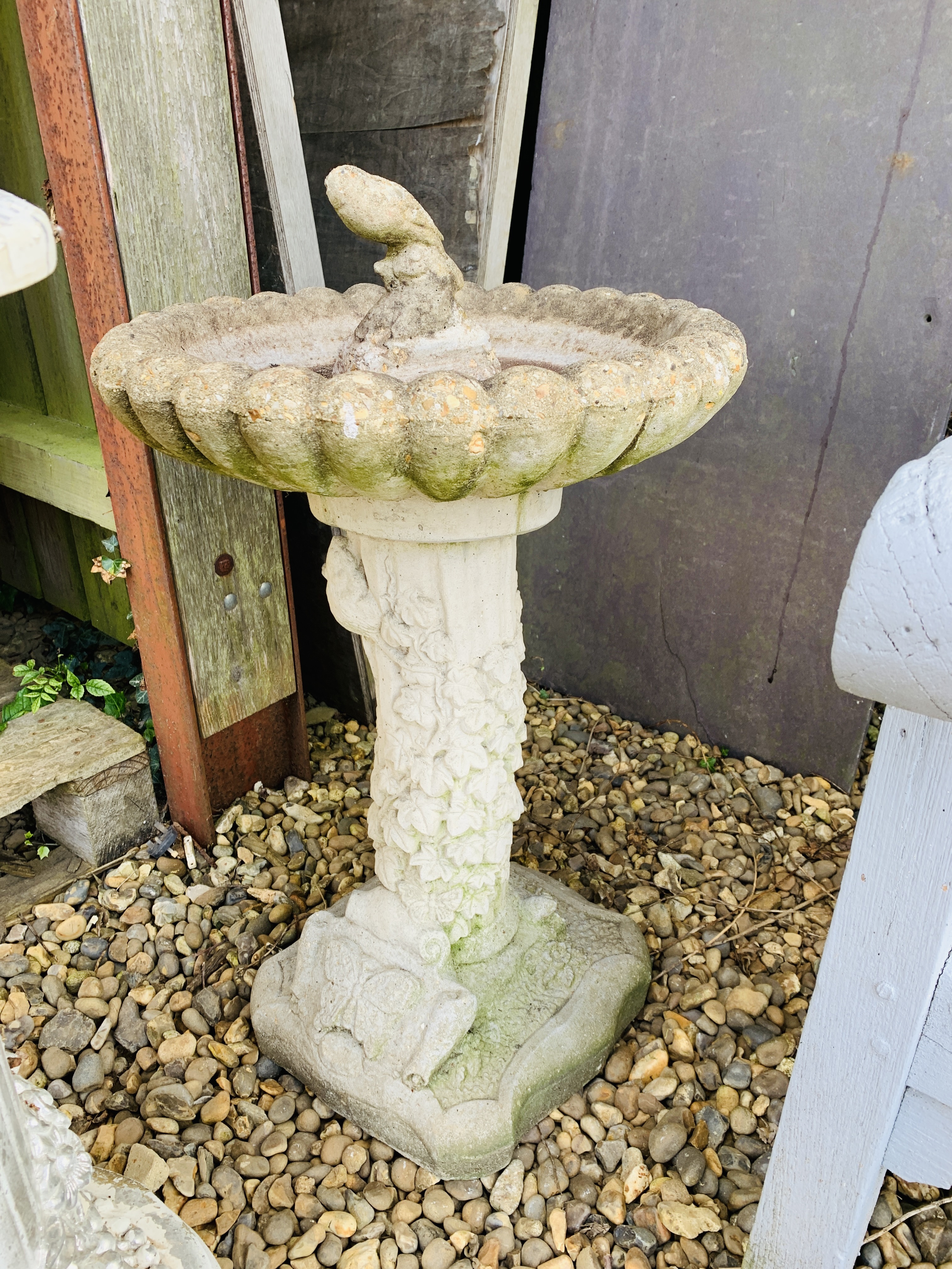 A STONEWORK BIRD BATH HEIGHT 67CM. - Image 4 of 4