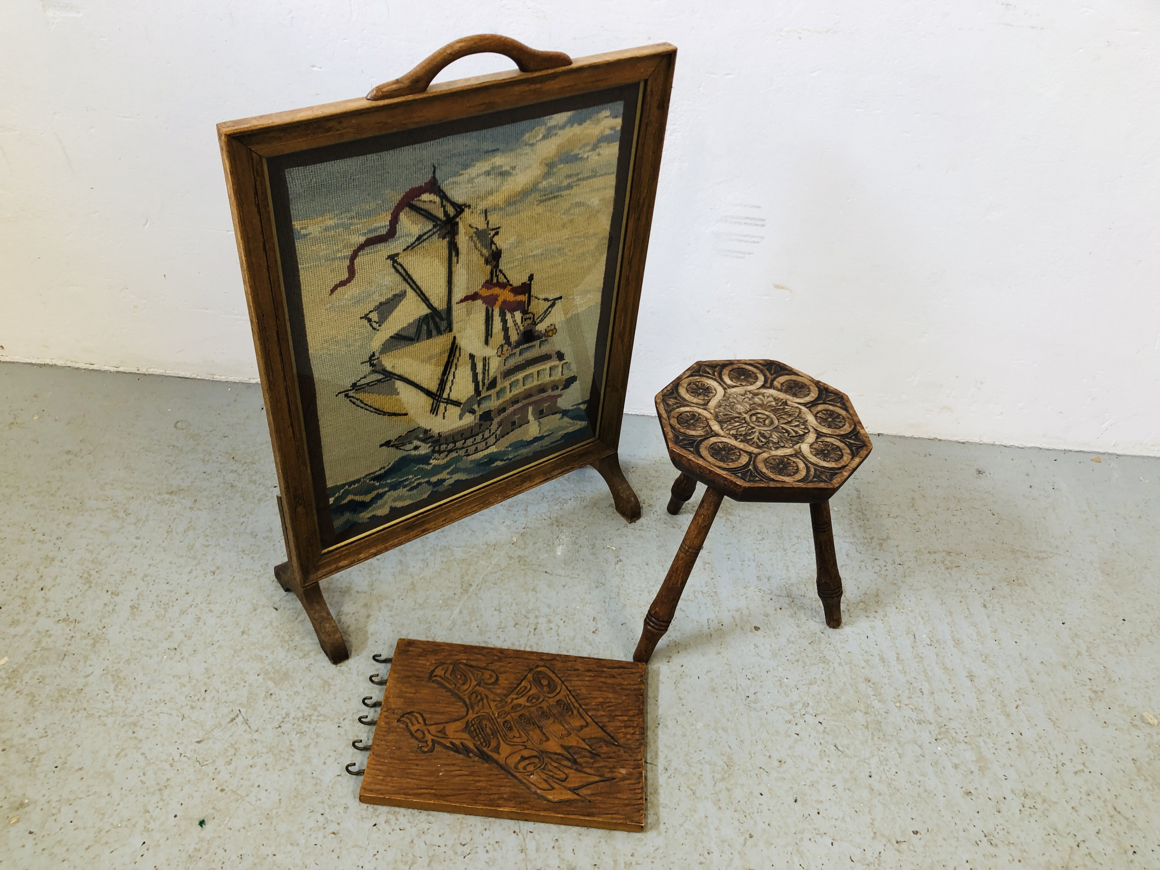 AN OAK FIRE SCREEN WITH NEEDLEWORK INSET,