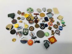 BOX OF ASSORTED VINTAGE MAINLY ENAMALED BADGES AND MEDALS