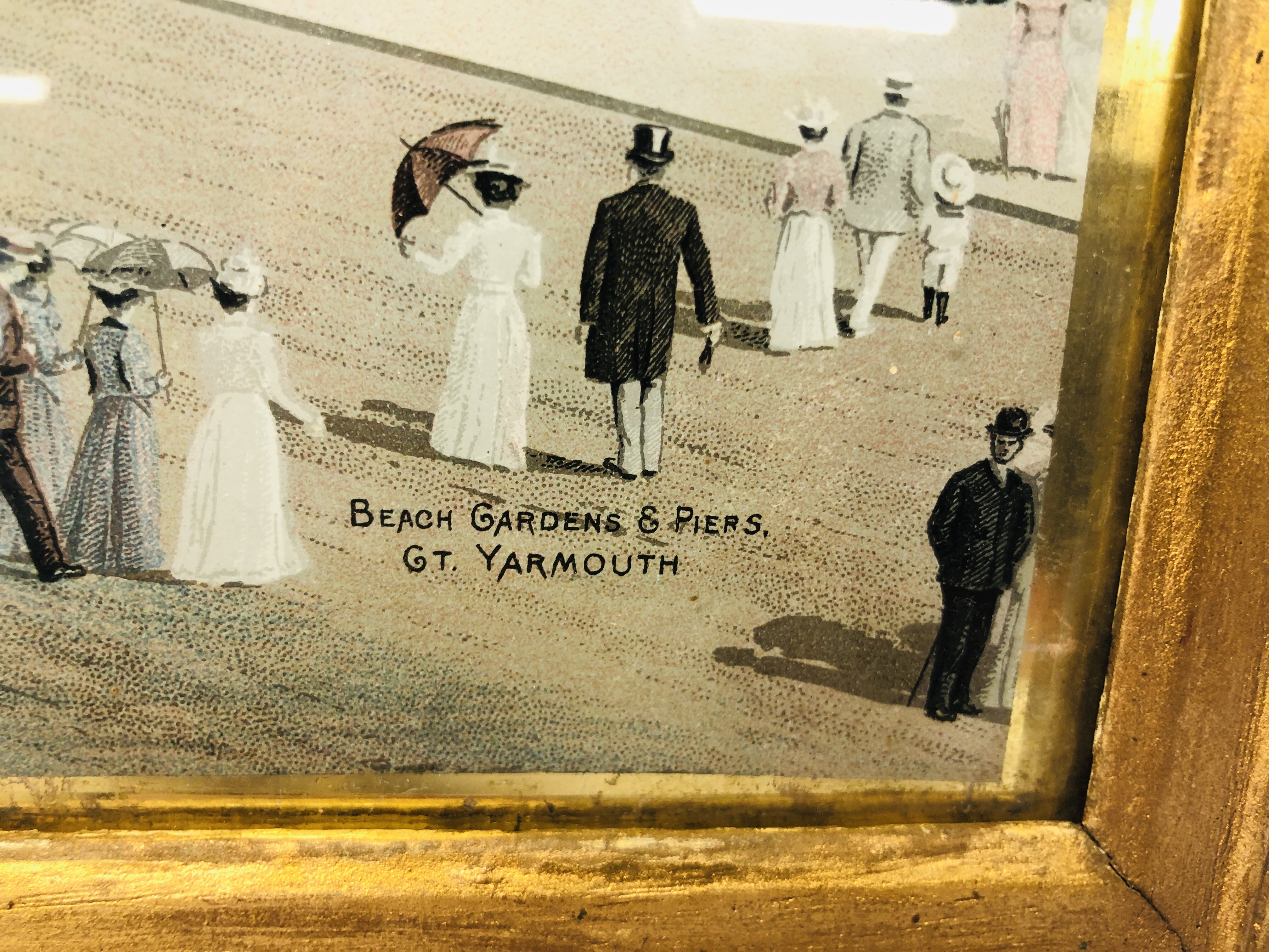 VINTAGE FRAMED GLASS COLOURED PICTURE DEPICTING BEACH GARDENS & PIERS - GREAT YARMOUTH - H 18½ CM X - Image 2 of 4