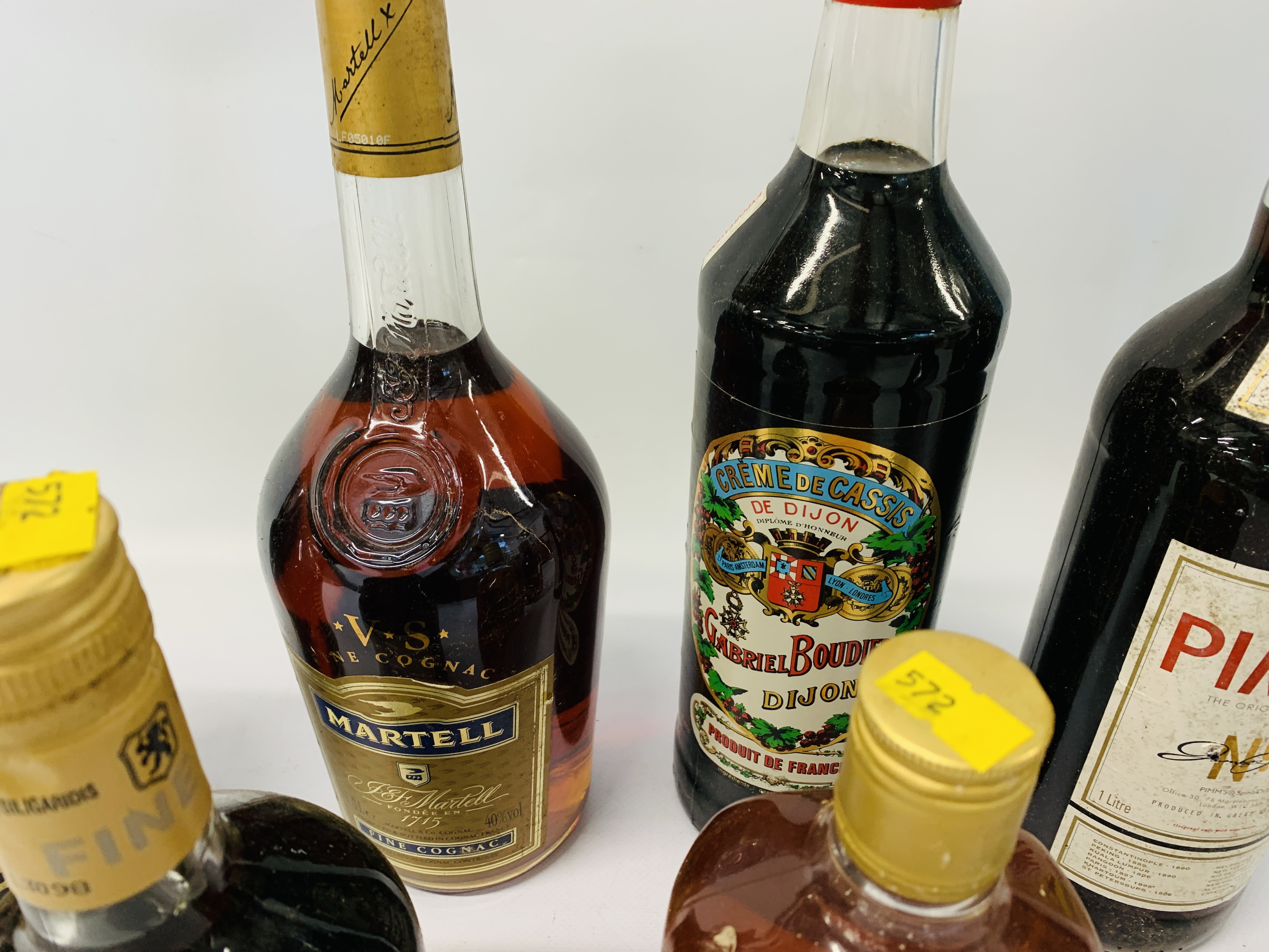 1 X LITRE MARTELL VS FINE COGNAC, 1 X 500ML GASTON DE LAGRANGE COGNAC, - Image 4 of 6