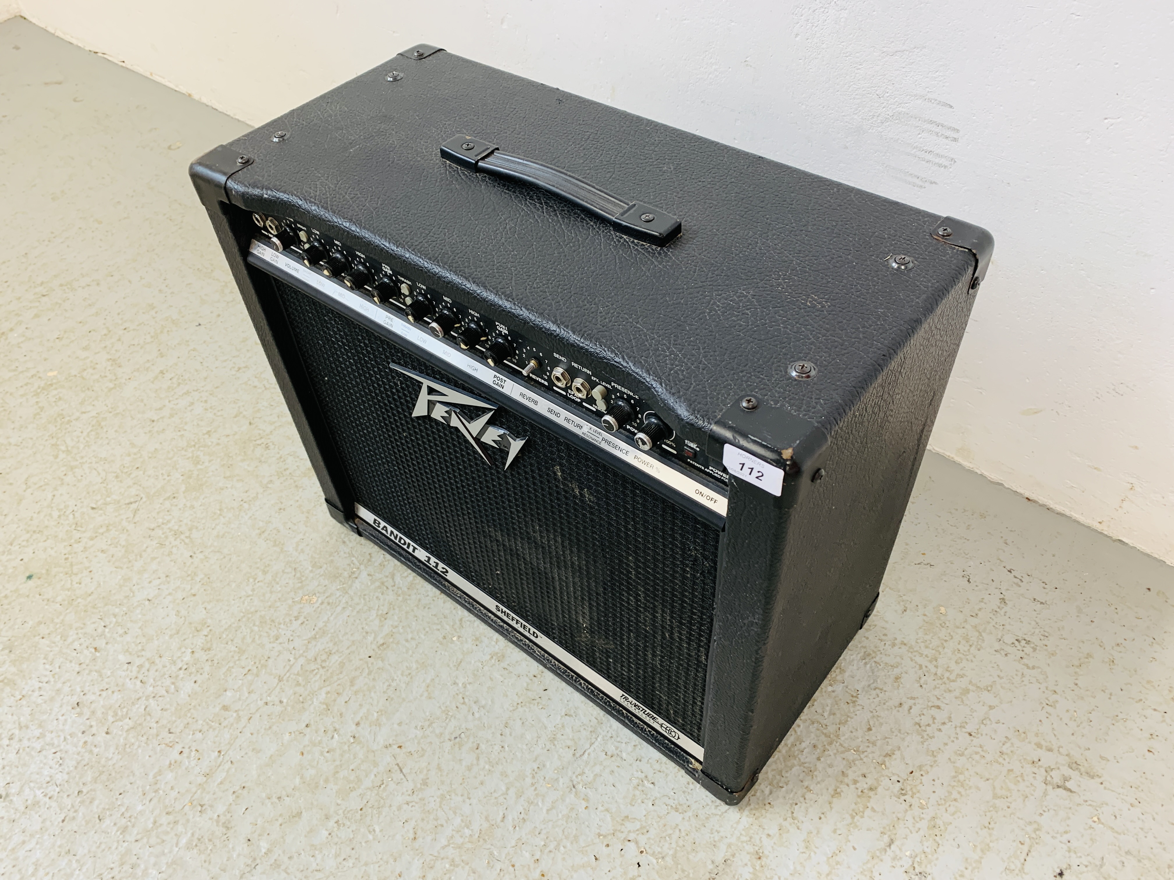 A PEAVEY BANDIT 112 AMP - Bild 2 aus 6