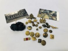 COLLECTION OF VINTAGE MILITARY BUTTONS AND POSTCARD ETC
