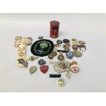 COLLECTION OF VINTAGE ENAMELLED BADGES ETC