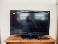 PANASONIC VIERA 32" TV WITH REMOTE - SOLD AS SEEN