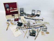 2 X BOXES OF ASSORTED VINTAGE COSTUME JEWELLERY TO INCLUDE SILVER, WATCHES, GLASS BEADS,