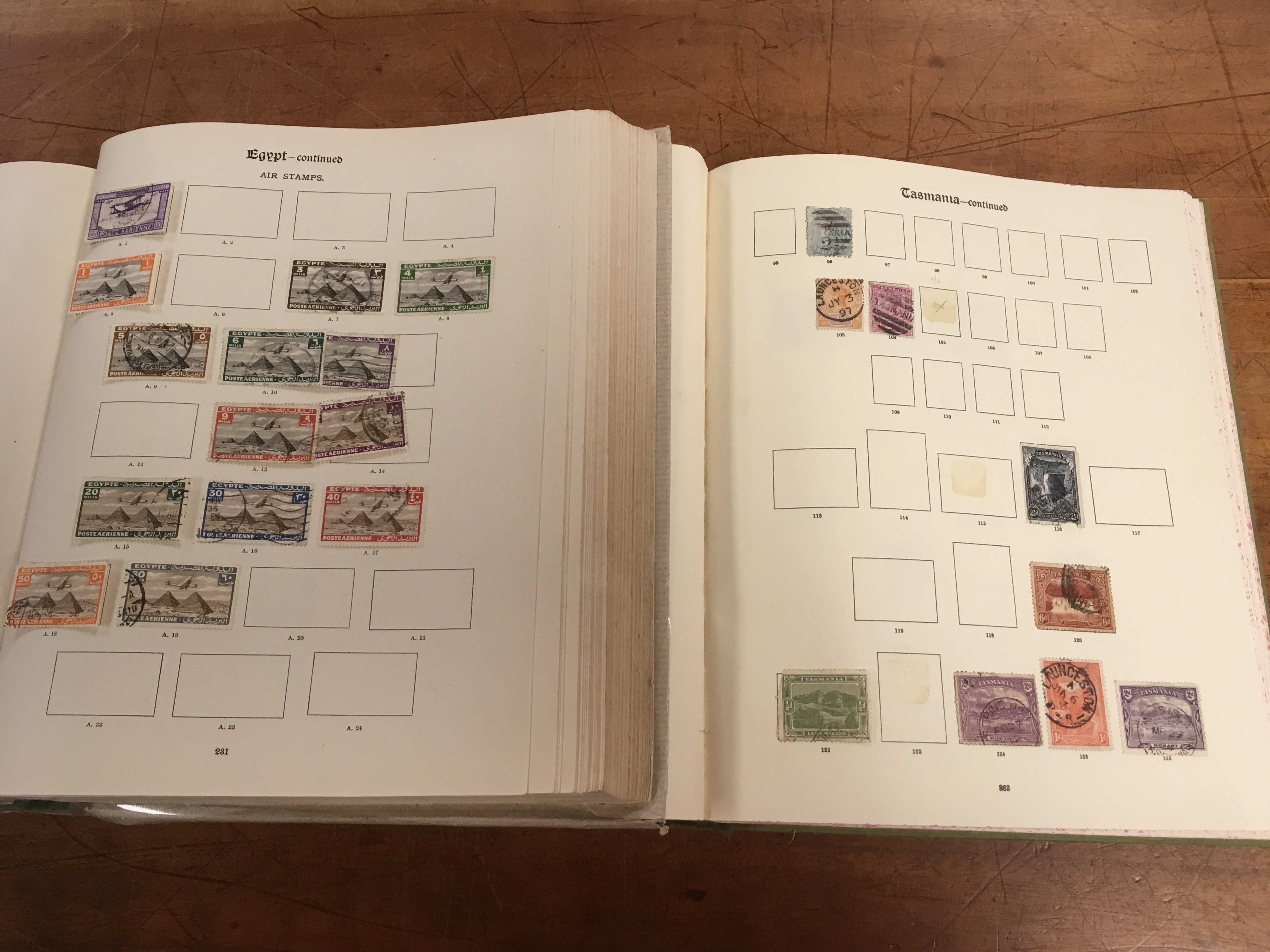 SG NEW IMPERIAL ALBUMS, BOTH VOLUMES WITH A REMAINDERED COLLECTION, A FEW HUNDRED STAMPS REMAIN. - Image 3 of 4