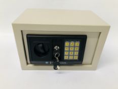 SMALL SAFE COMPLETE WITH KEYS AND ELECTRONIC CODE - 31CM WIDE, 20CM DEEP,